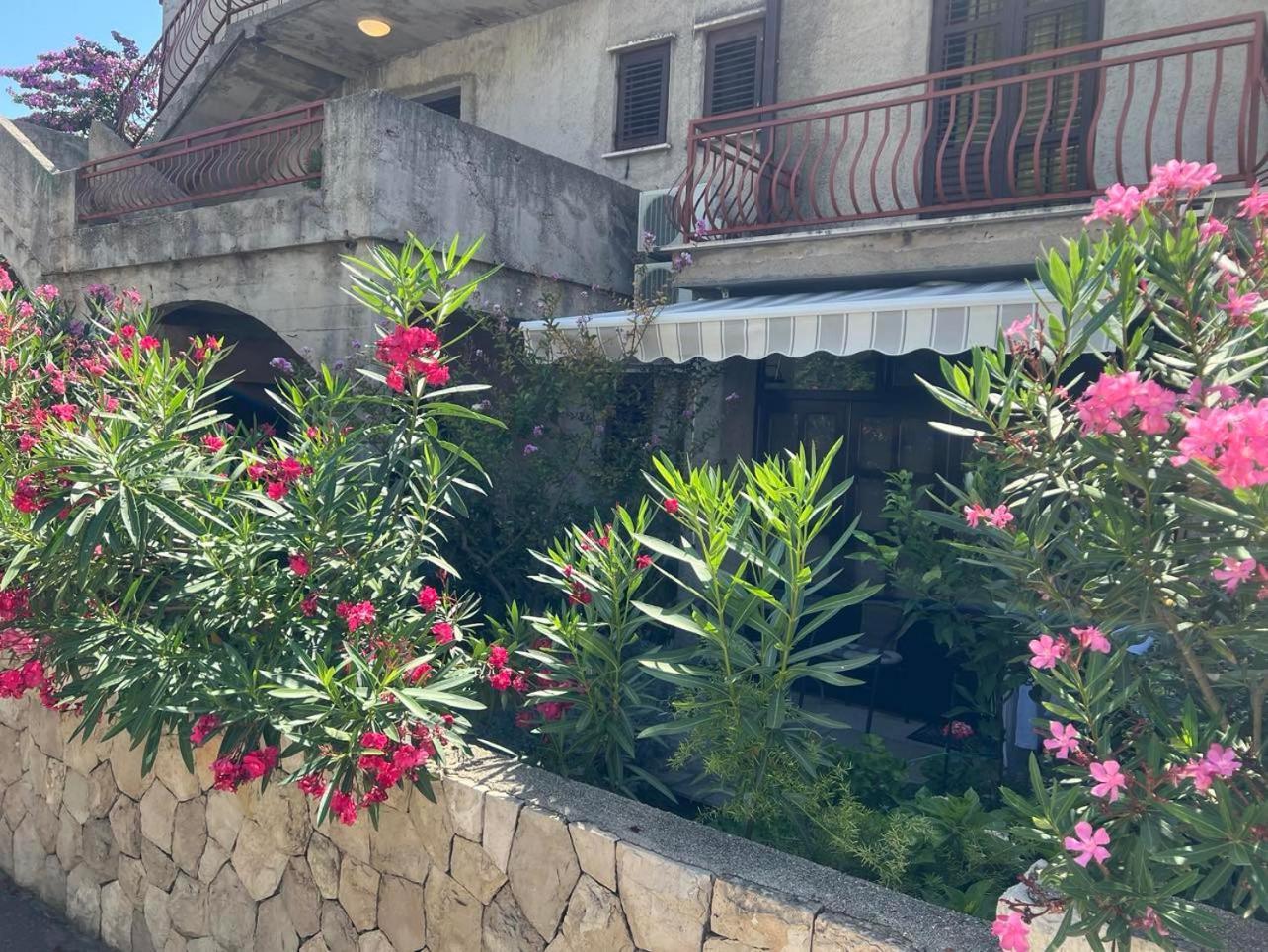 Guesthouse Klecak ツァヴタット エクステリア 写真